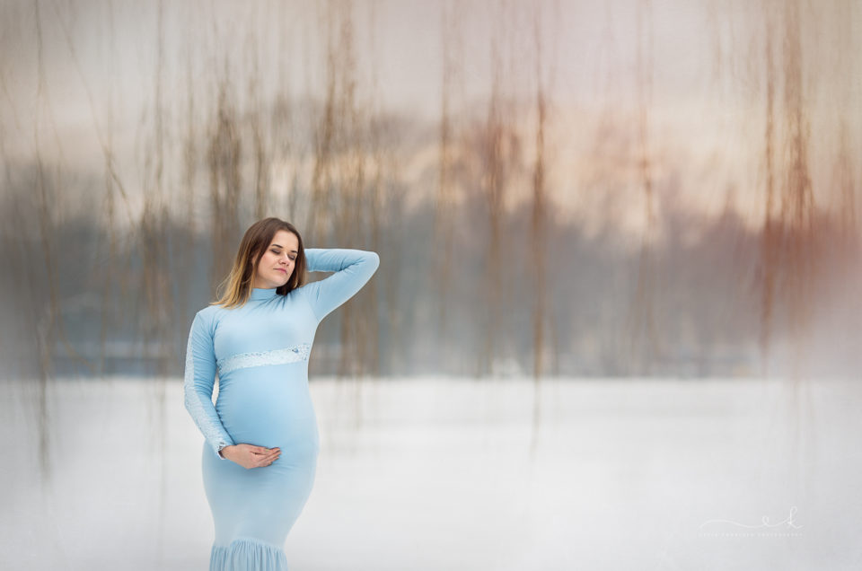 Zimowa sesja ciążowa