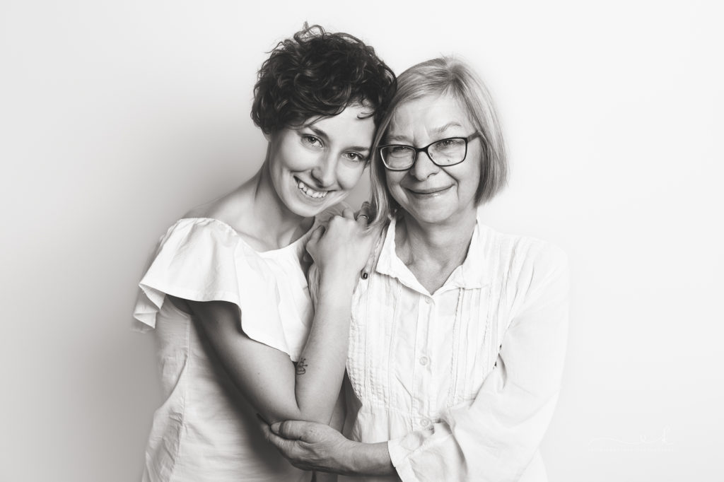 prezent na dzień mamy