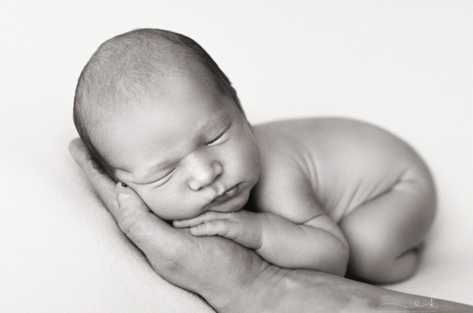 Jak przygotować się do sesji noworodkowej?