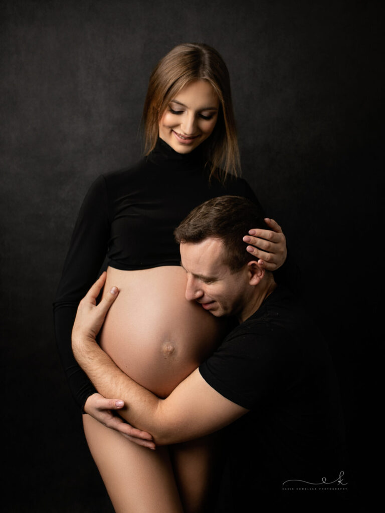 minimalistyczna sesja ciążowa