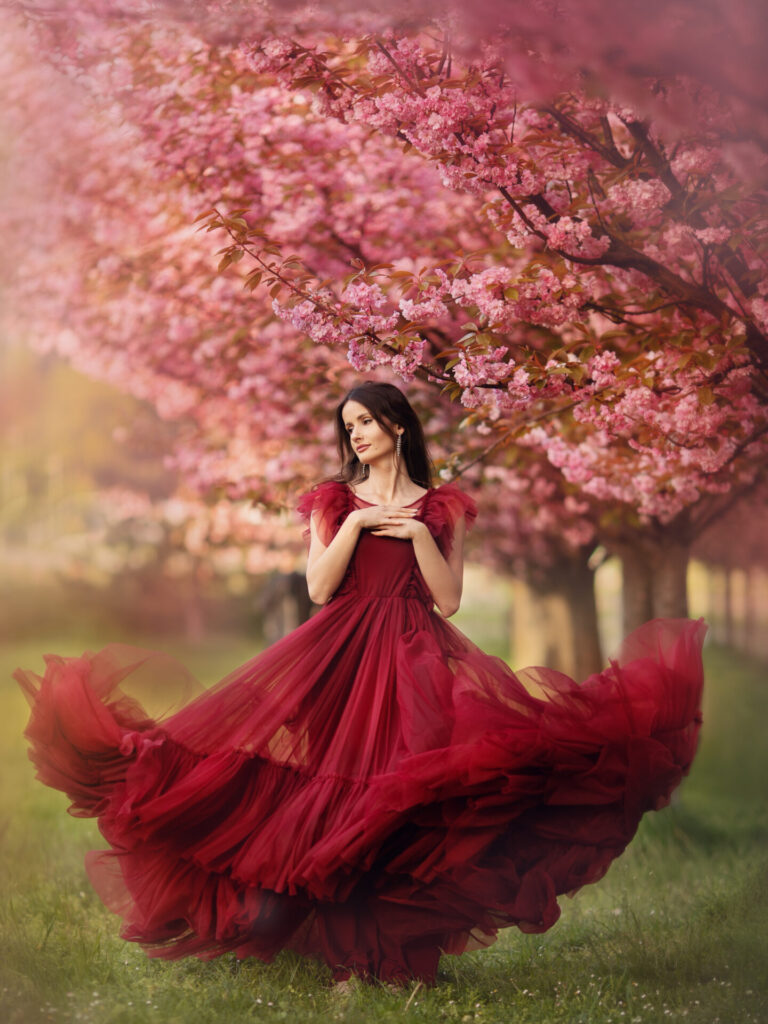 Wiosenna sesja w wiśniowej alejce