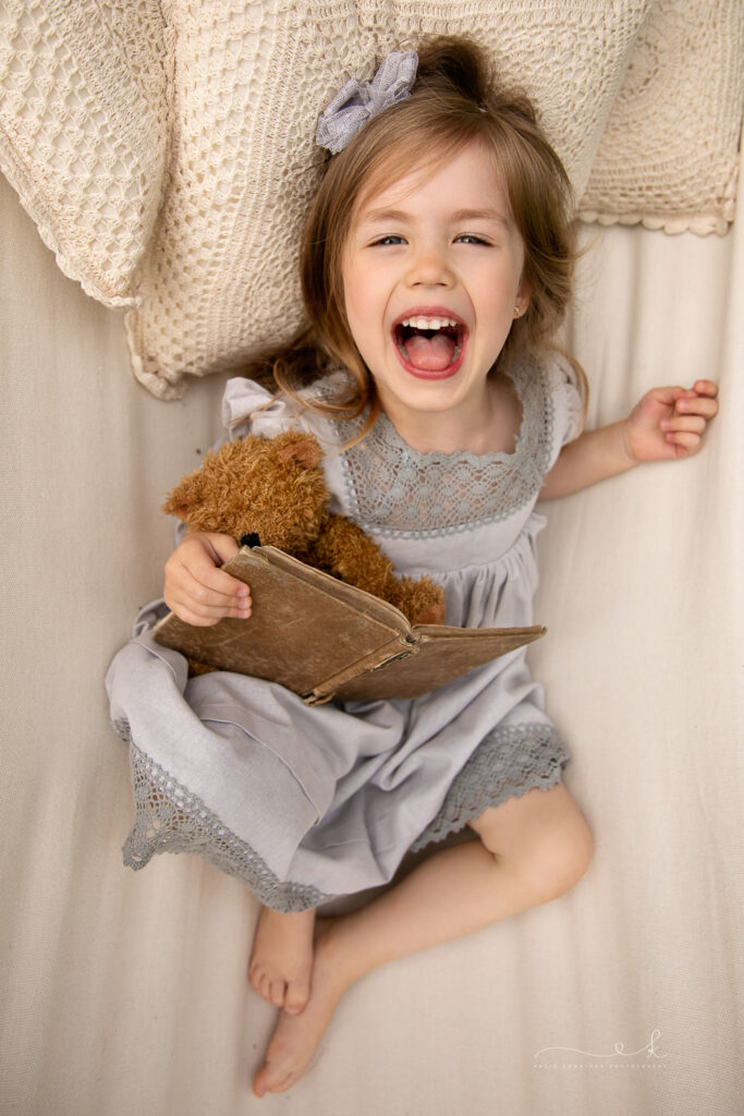 Sesja dziecięca w konwaliach