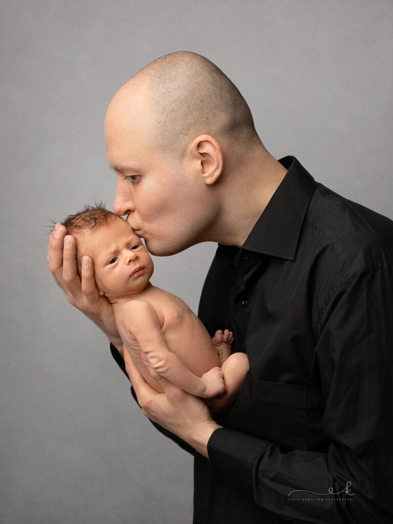 Minimalistyczna sesja noworodkowa Kraków